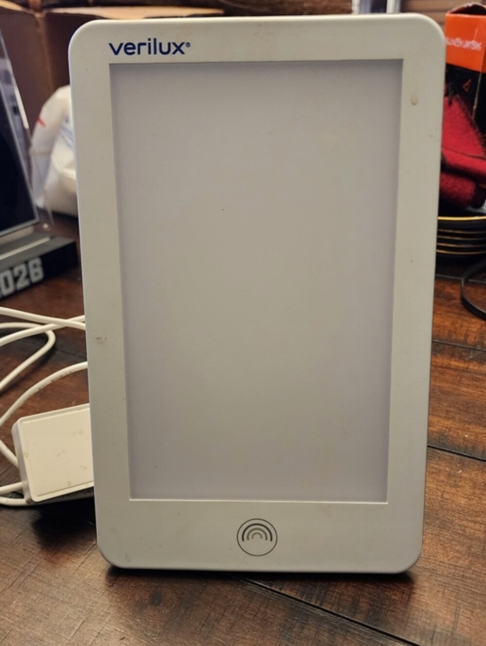 Small Verilux VT31 White Therapy Light